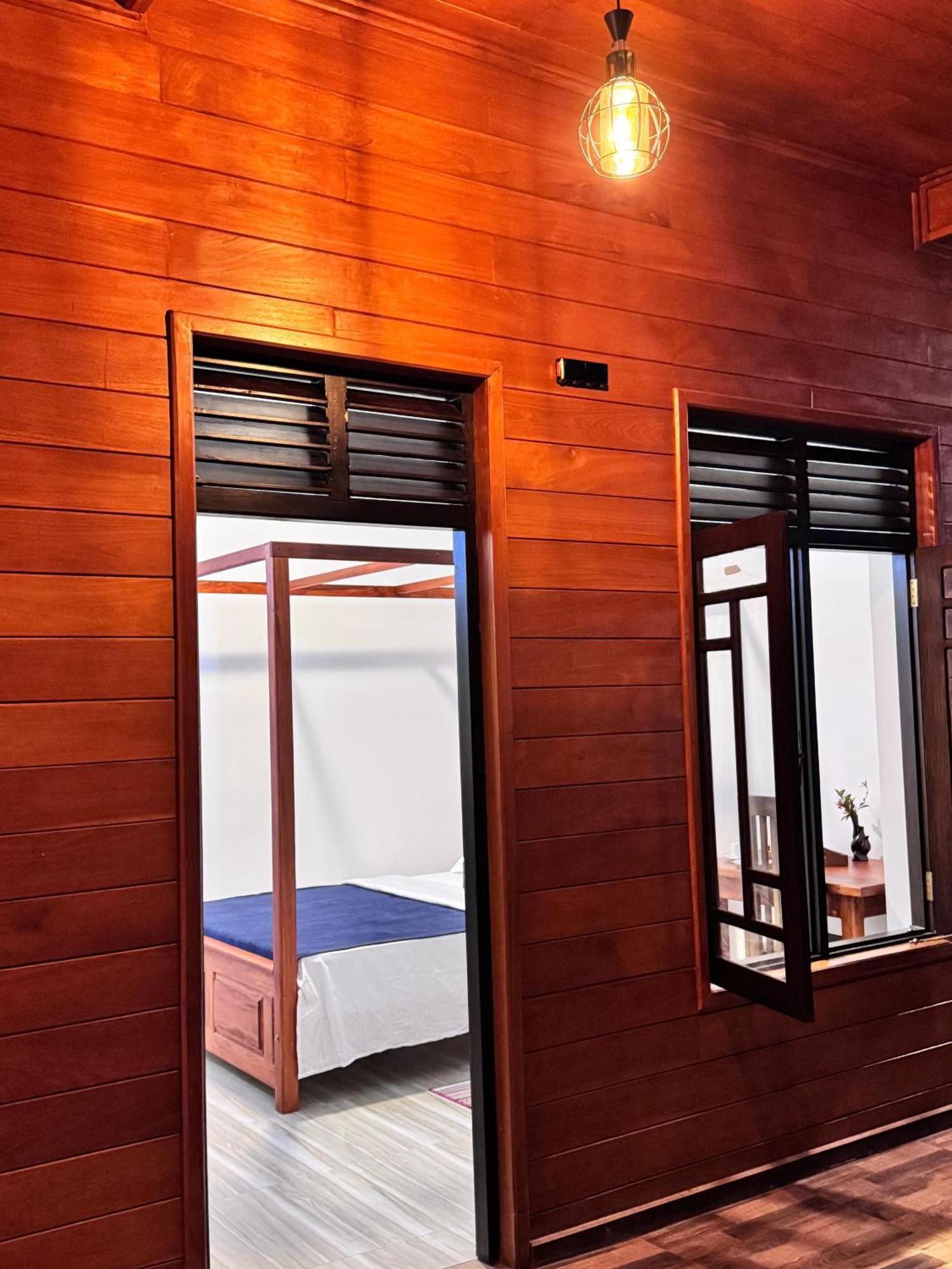 Sun Mount Adams Peak Hotel Nallathanniya Exterior foto